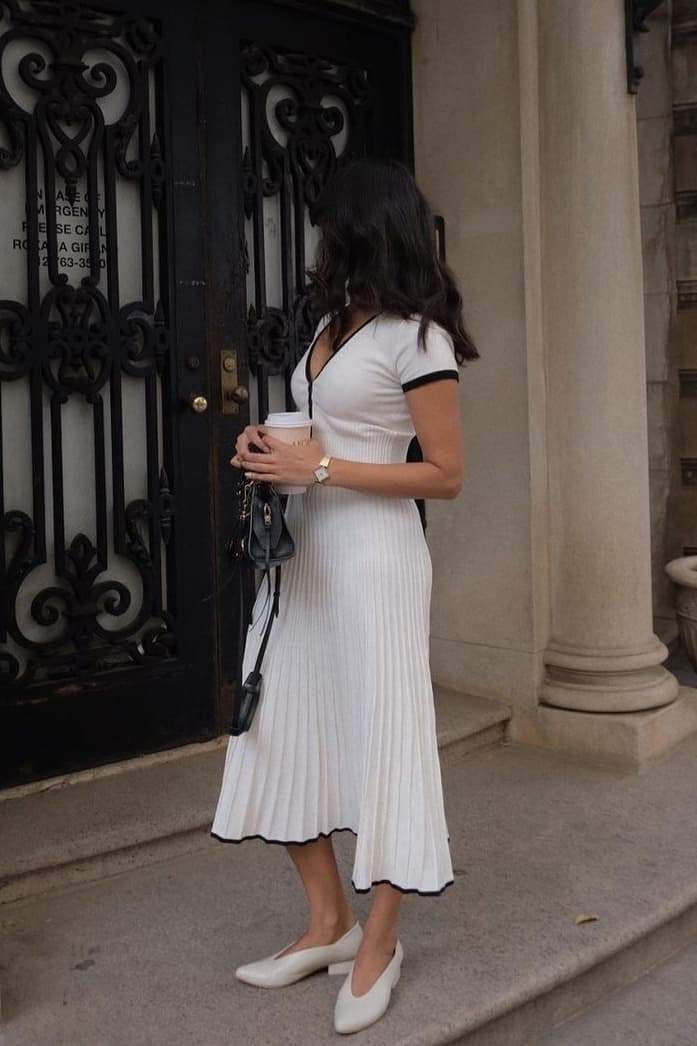 Conjunto de falda plisada con cuello en V Marcia