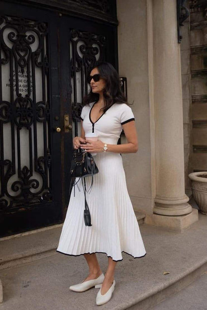 Conjunto de falda plisada con cuello en V Marcia