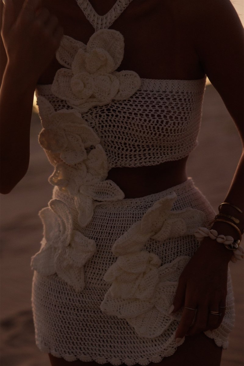 Minivestido floral de punto con cuello halter Martha
