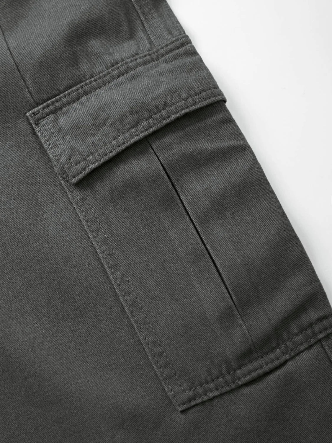 Men's Cargo Pocket Patched Straight Leg Jeans