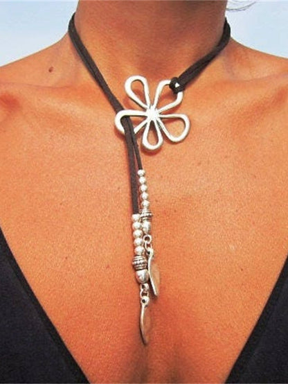necklace Chic & Modern Street Flower Necklaces for Women