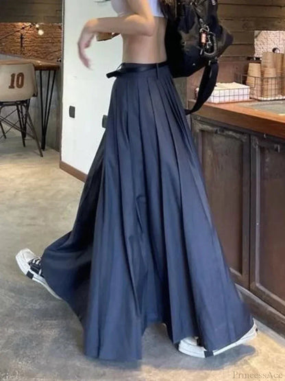 Pleated Extended Classic Skirt