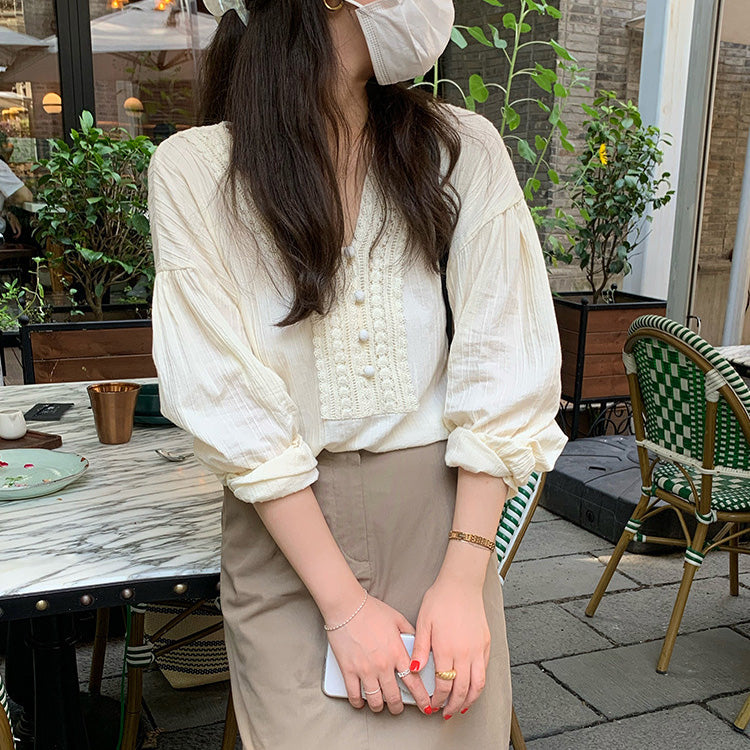 Blusa informal elegante de encaje con cuello en V y manga larga para mujer
