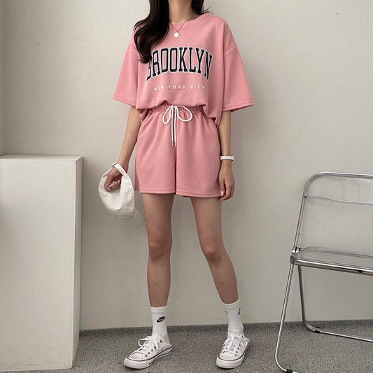 Conjunto de dos piezas de camiseta de manga corta con estampado de letras para mujer