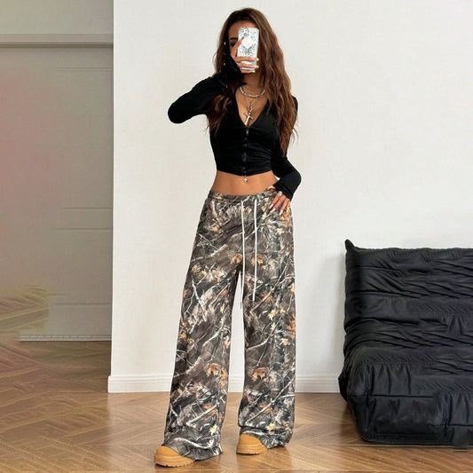 Pantalones anchos con estampado de camuflaje y cintura elástica informales a la moda para mujer