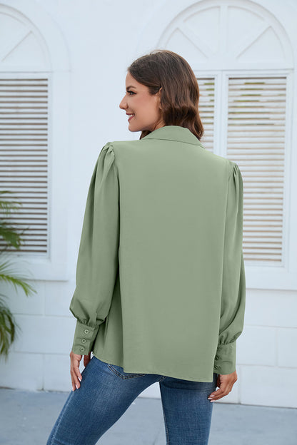 Blusa informal de gasa plisada de manga larga de color liso para mujer, talla grande