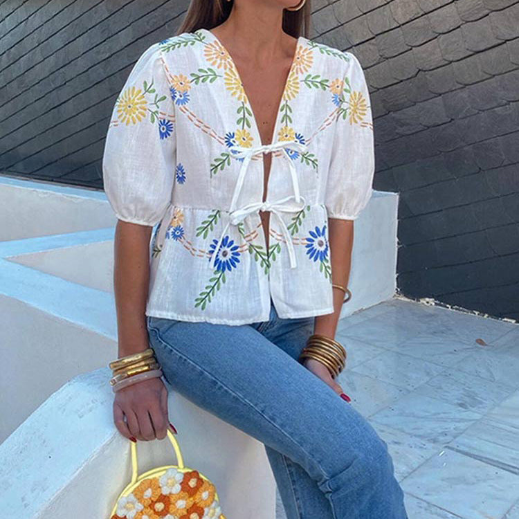 Camisa con cordones y estampado floral informal de moda de verano para mujer