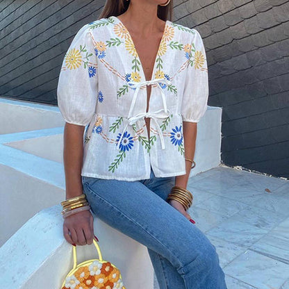 Camisa con cordones y estampado floral informal de moda de verano para mujer