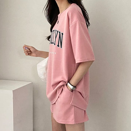 Conjunto de dos piezas de camiseta de manga corta con estampado de letras para mujer
