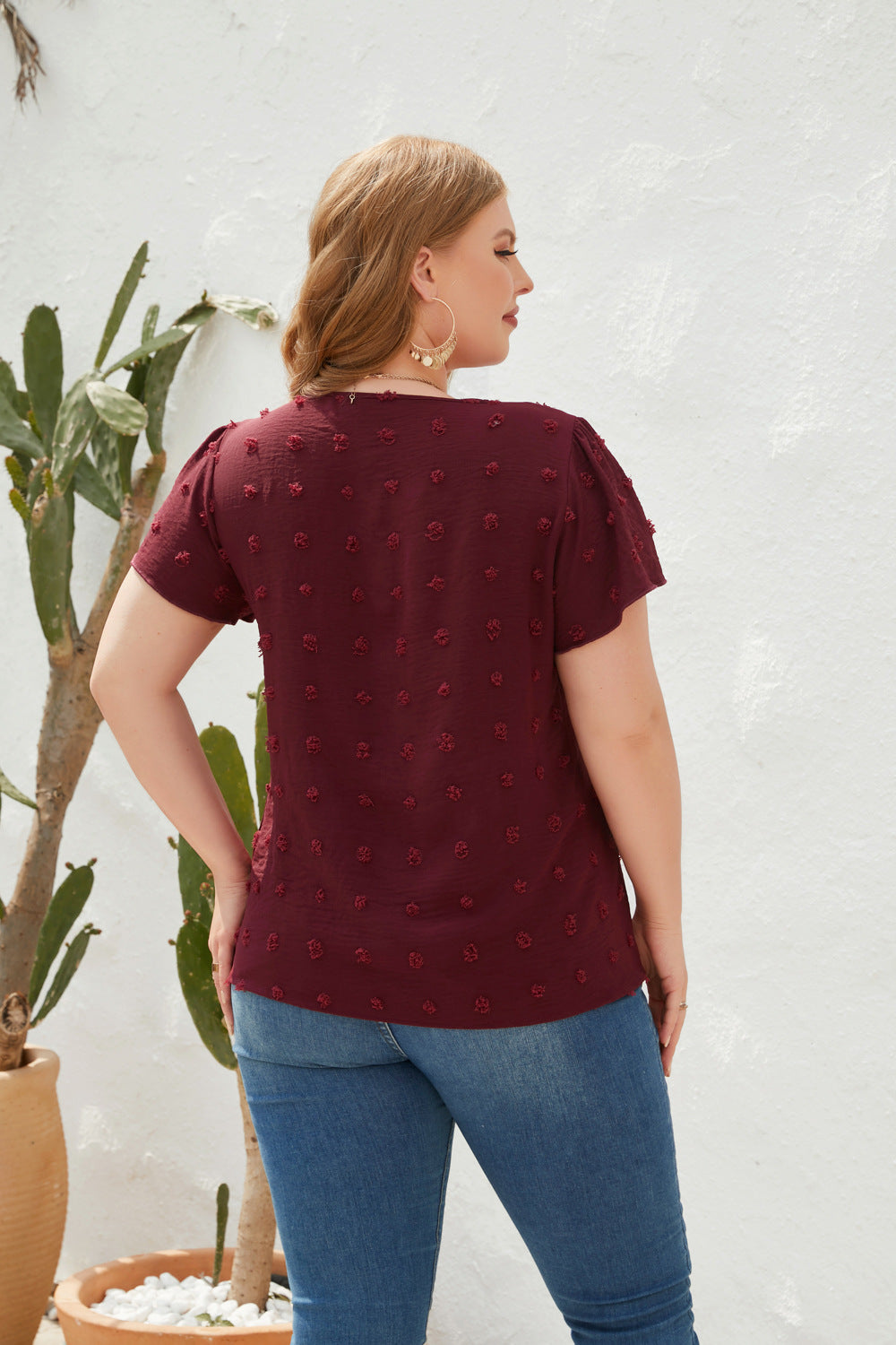 Women Casual Loose Plus Size Solid Color V-Neck Fur Ball Short-Sleeved T-Shirt