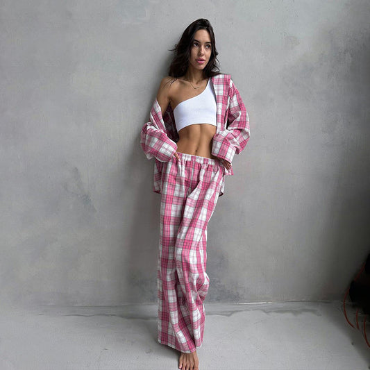 Conjunto de pijama informal de manga larga con solapa y pantalones holgados a cuadros rojos para mujer