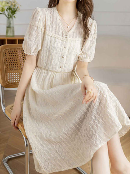 Molly Vacation V-Neck Puff Sleeve Lace Dress