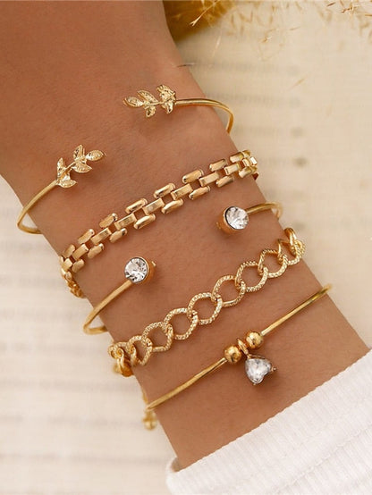 Cuff Bracelet Heart Heart Punk Fashion Statement Polyamide Bracelet Jewelry Silver / Gold For Office Sport Gift Daily Date for Women