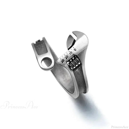 Sinister Eye Style Gothic Pointer Ring