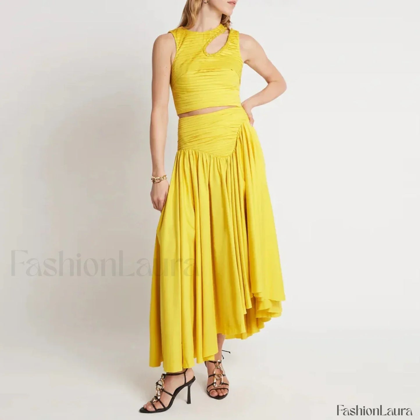 Slim Hollow Pleated Skirt Two Piece Set