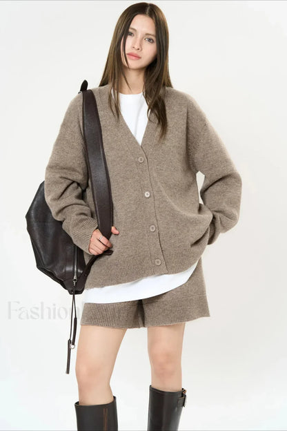 Solid Color V-neck Long Sleeve Cardigan