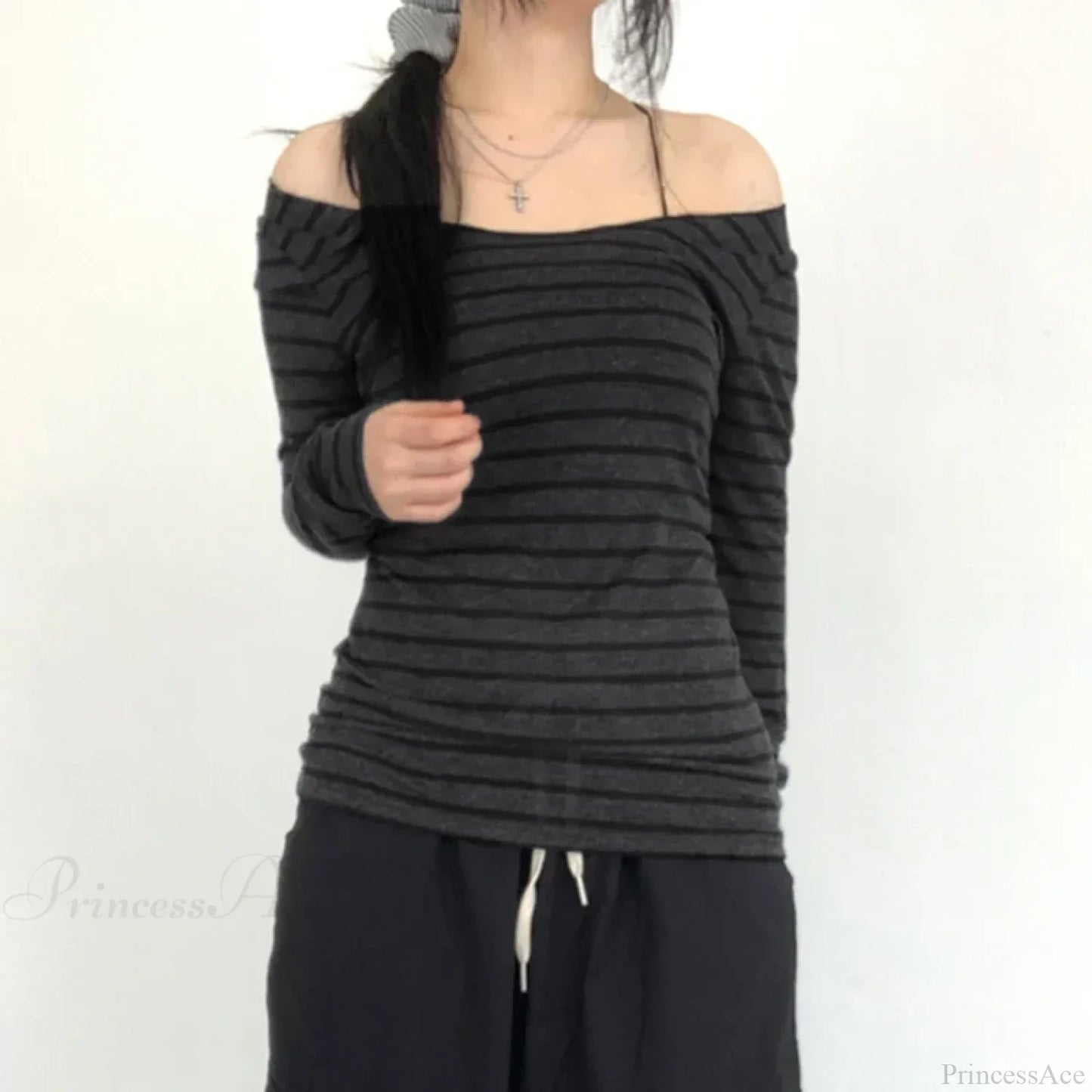 Striped O-neck Knit Top