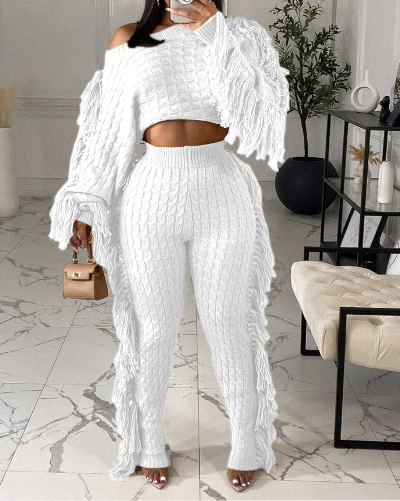 Knitted Long-Sleeved Tassel Suit