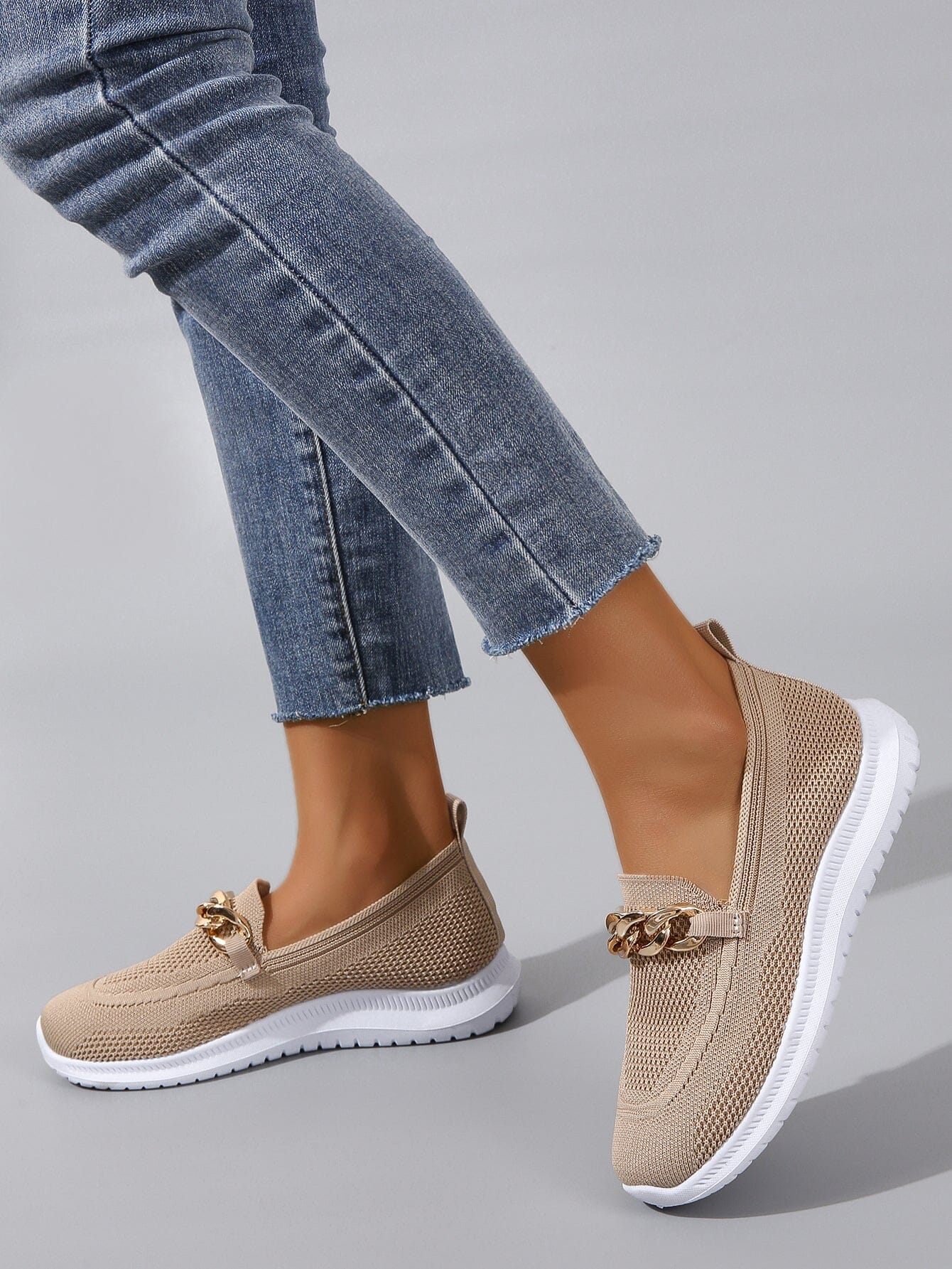 Women’s Casual Slip On Sneakers with Gold Chain Style | Great for Casual Days