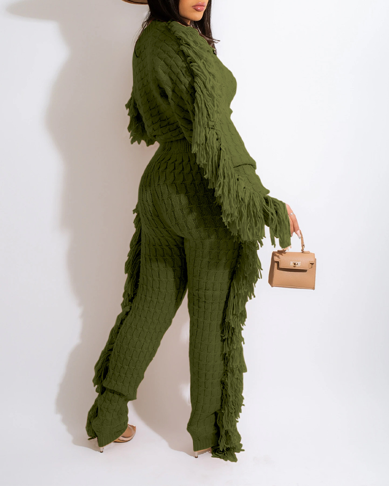 Knitted Long-Sleeved Tassel Suit