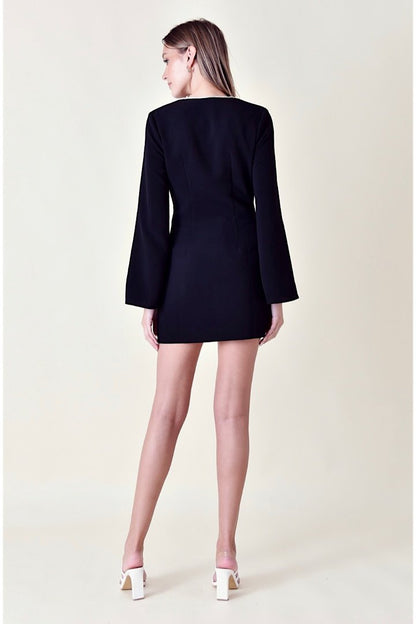 Vestido mini con escote en V y diamantes Thera
