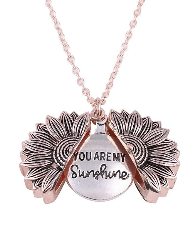 necklace Fashion Street Sunflower Necklaces / Gold / Silver / Fall / Winter / Spring for Women