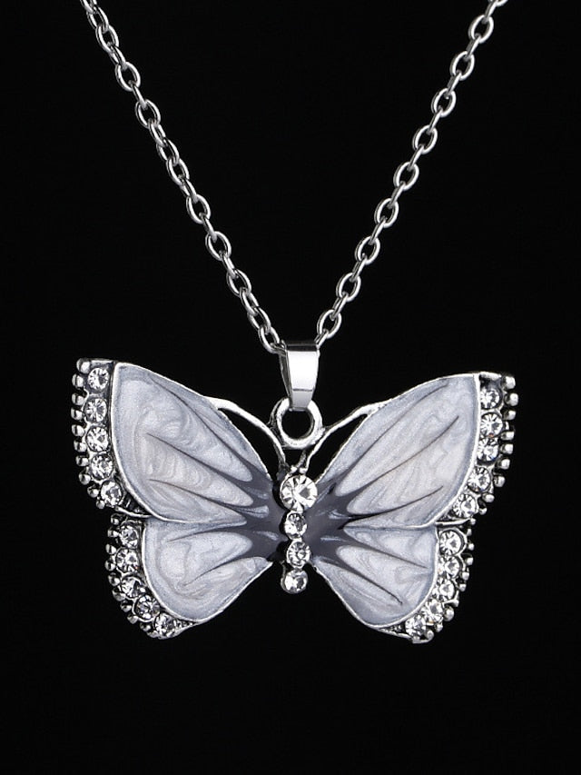 necklace Chic & Modern Street Butterfly Necklaces for Women