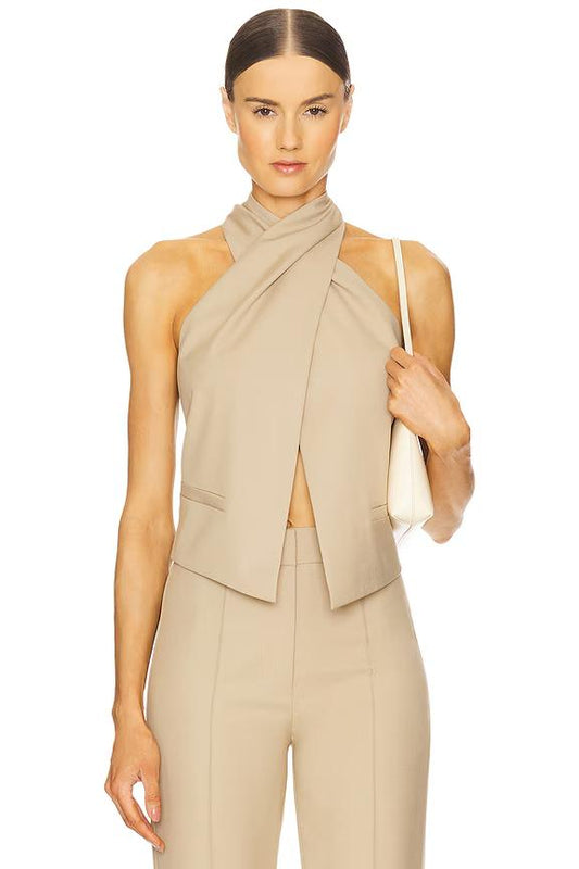 Top tipo chaleco con cuello halter cruzado