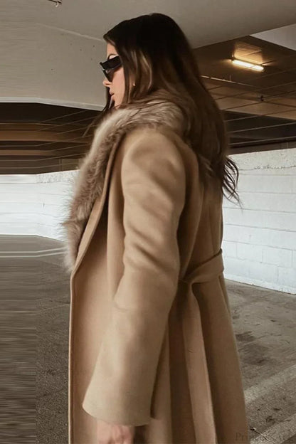 Vintage Chic Wool Blend Fur Collar Elegant Overcoat