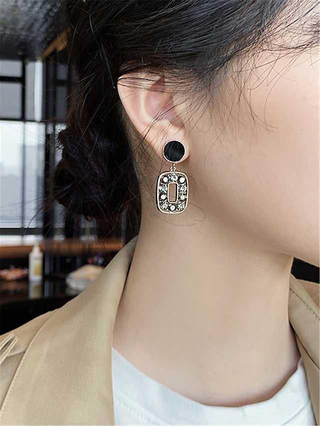 1 Pair Drop Earrings For Birthday Gift Prom Rhinestone Alloy Vintage Style Fashion for Women