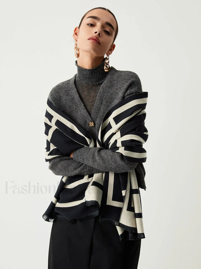 Wool Blend Graceful Geometric Pattern Scarf