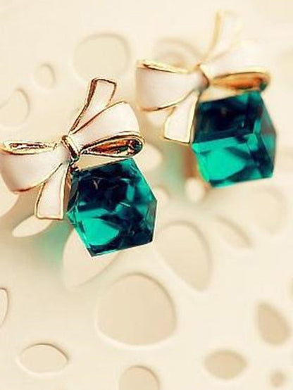 Chic & Modern Street Geometry Earring / Elegant Charm Cube and Bowknot Earrings for Woman/ Party / Dailywear for Women
