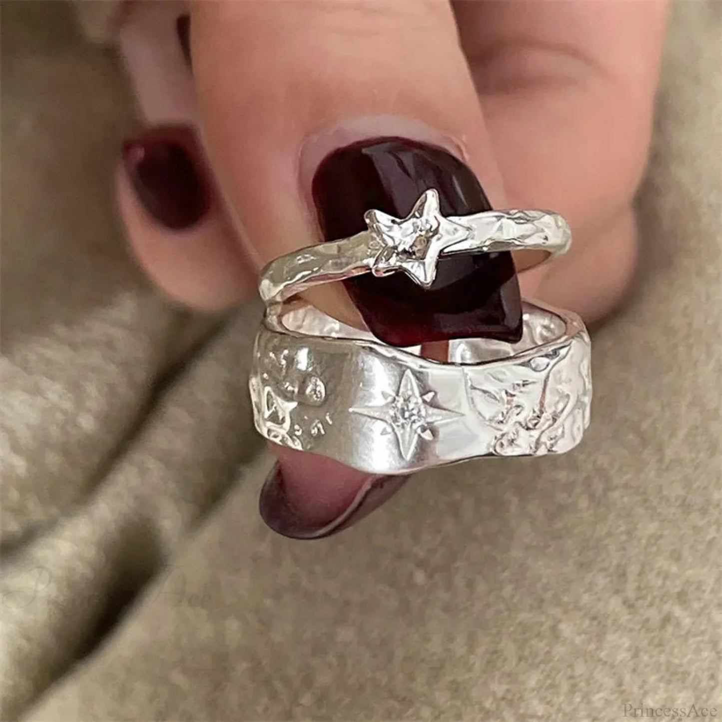 Y2K Rebel Unpredictable Star Gothic Ring